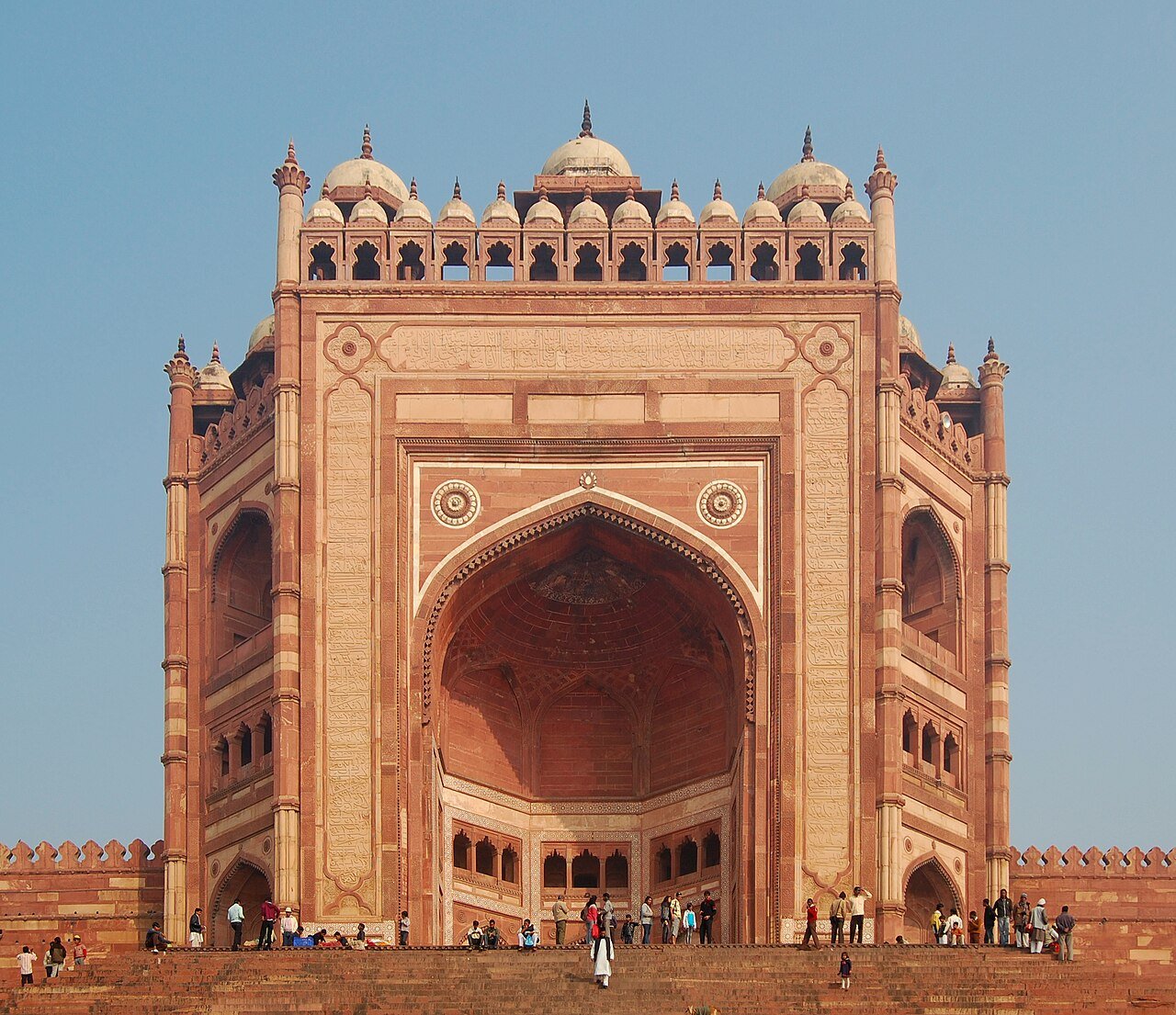 Delhi to Agra Urbania on Rent