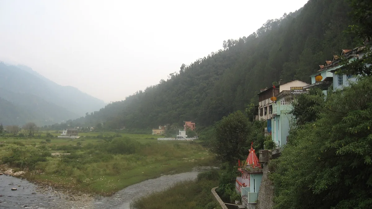 Chaukhutiya Himalayan Mountain Valleys & Scenic Hillscapes in Chaukhutiya, Uttarakhand