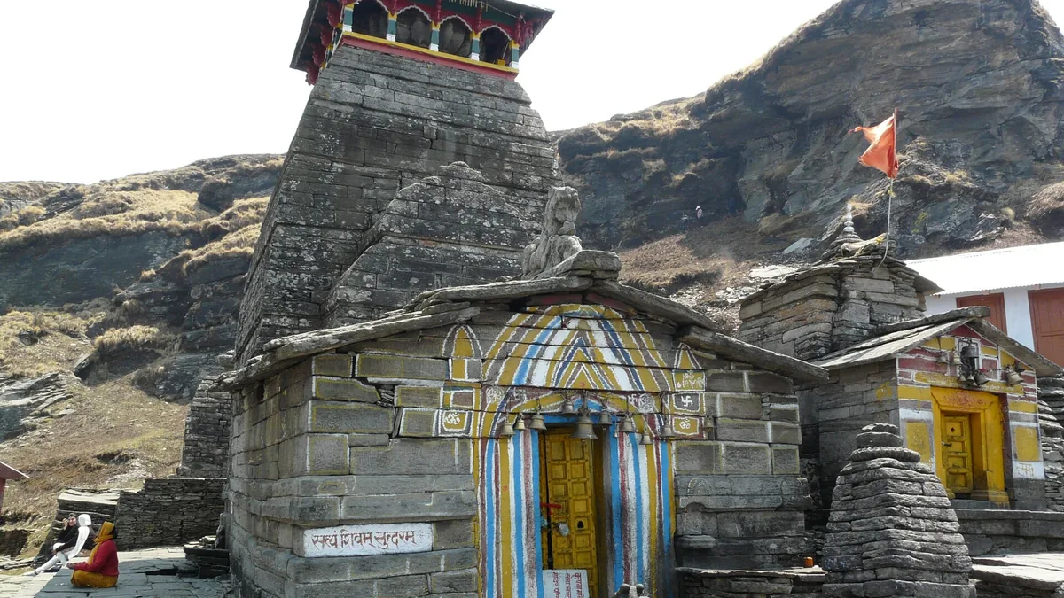 Mini Switzerland of India & Tungnath Himalayan Meadow in Chopta, Uttarakhand