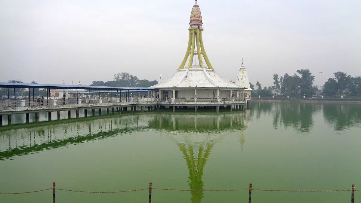 Dasuya Historic Gurudwara & Lush Countryside in Dasuya, Punjab