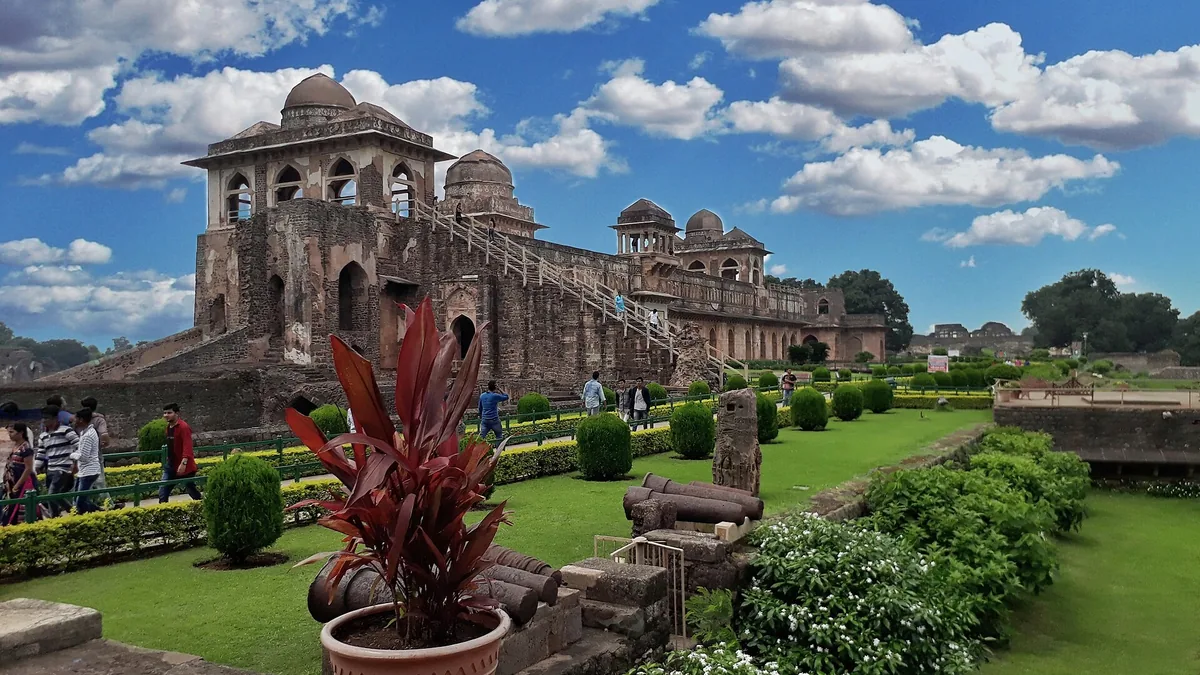 Dhamnod Historic Temples & Cultural Heritage in Dhamnod, Madhya Pradesh