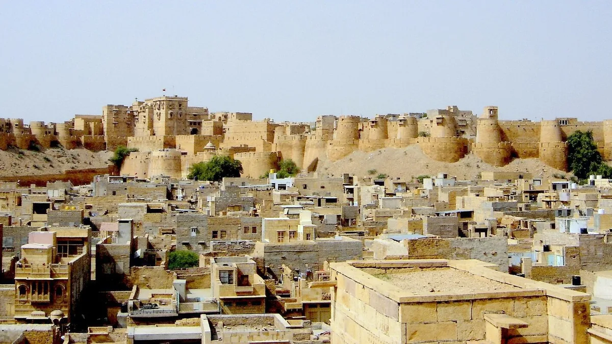 Golden Sandstone Fort & Sam Sand Dunes Desert in Jaisalmer, Rajasthan